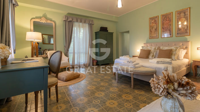 Image No.30-7 Bed Country House for sale