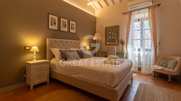 Image No.37-7 Bed Country House for sale