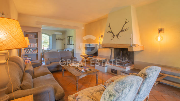 Image No.2-Maison de campagne de 7 chambres à vendre à San Casciano dei Bagni