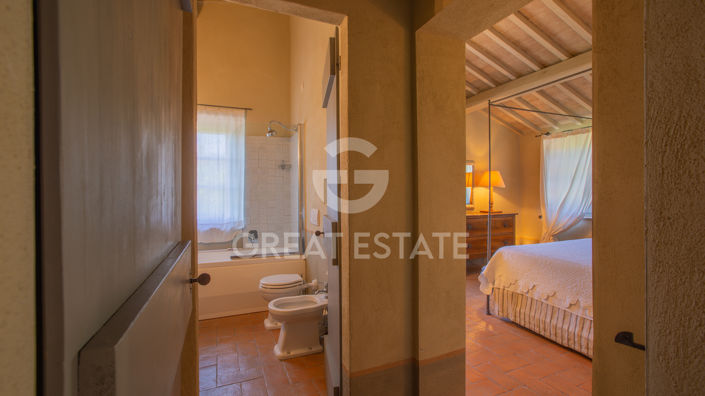 Image No.33-Maison de campagne de 7 chambres à vendre à San Casciano dei Bagni