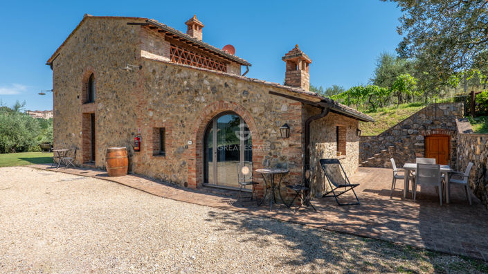Image No.14-Maison de campagne de 8 chambres à vendre à San Gimignano