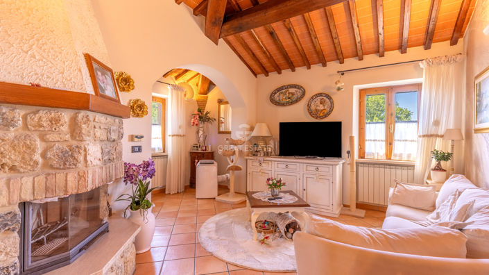 Image No.2-Maison de campagne de 8 chambres à vendre à San Gimignano