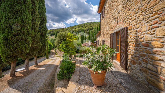 Image No.9-Maison de campagne de 5 chambres à vendre à Castiglion Fiorentino