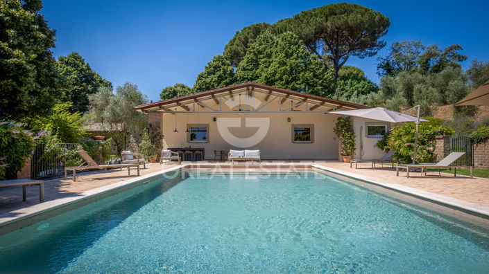 Image No.18-6 Bed Country House for sale