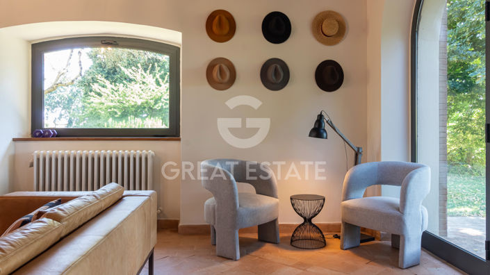 Image No.28-6 Bed Country House for sale