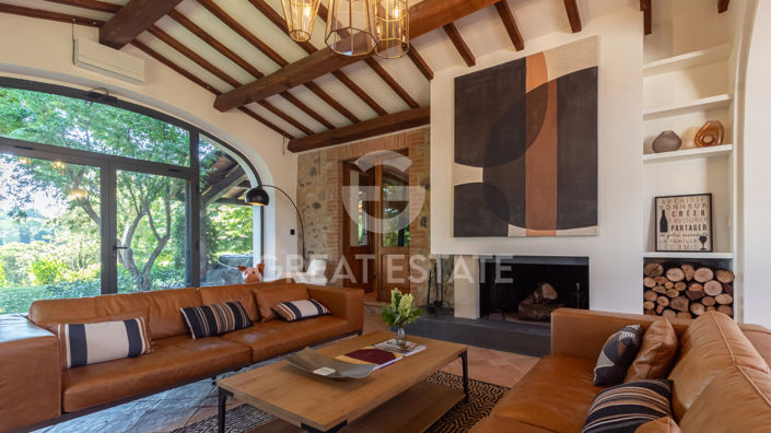 Image No.30-6 Bed Country House for sale
