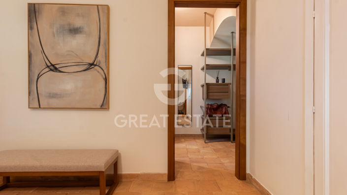 Image No.50-6 Bed Country House for sale