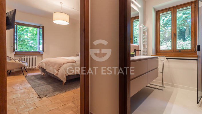 Image No.51-6 Bed Country House for sale