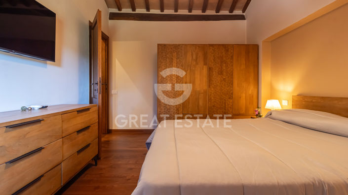 Image No.61-6 Bed Country House for sale