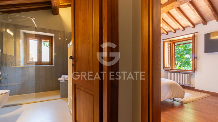 Image No.61-6 Bed Country House for sale