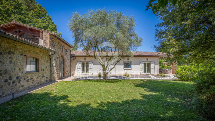 Image No.8-6 Bed Country House for sale