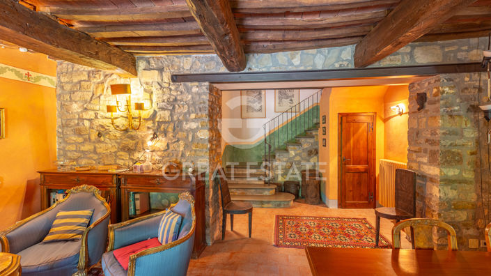 Image No.22-9 Bed Country House for sale