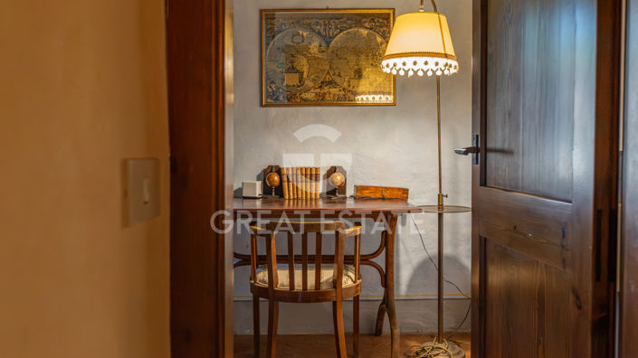 Image No.26-9 Bed Country House for sale