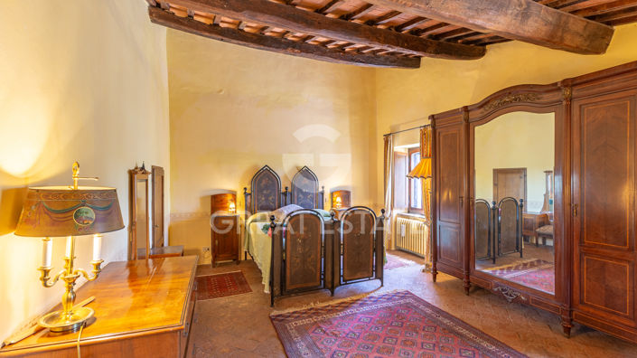 Image No.29-9 Bed Country House for sale