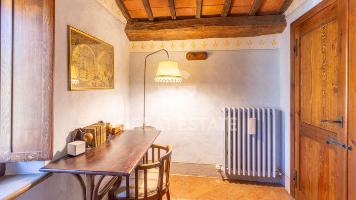Image No.37-9 Bed Country House for sale