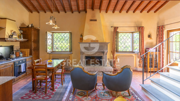 Image No.38-9 Bed Country House for sale