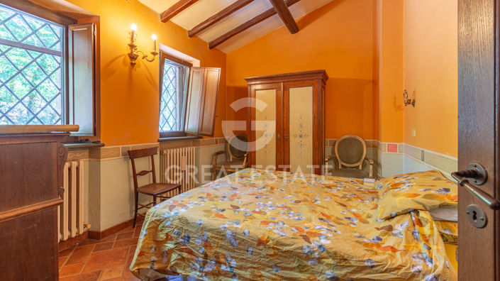 Image No.53-9 Bed Country House for sale