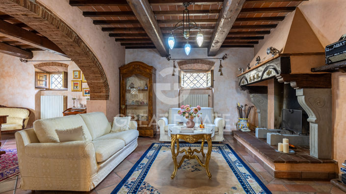 Image No.22-5 Bed Country House for sale