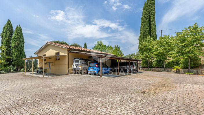 Image No.45-5 Bed Country House for sale