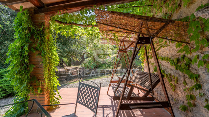 Image No.17-12 Bed Country House for sale