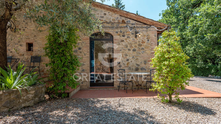 Image No.19-12 Bed Country House for sale