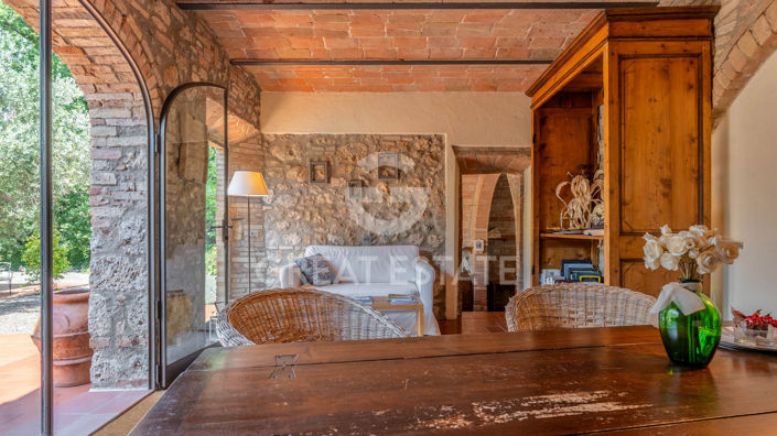 Image No.27-12 Bed Country House for sale