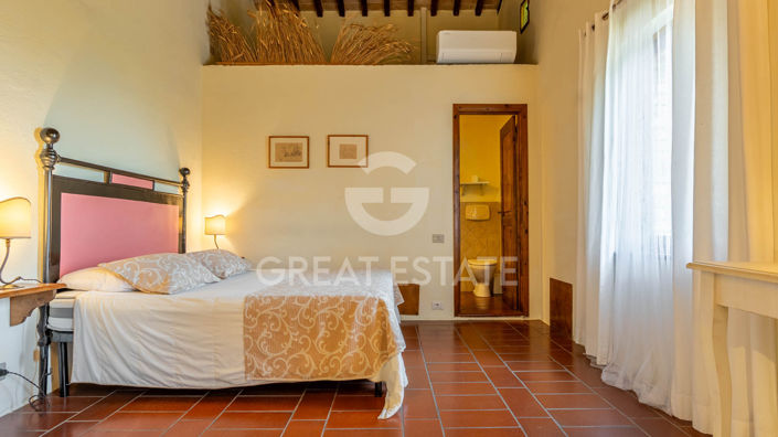 Image No.30-12 Bed Country House for sale