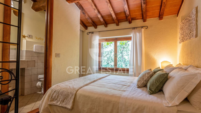 Image No.31-12 Bed Country House for sale