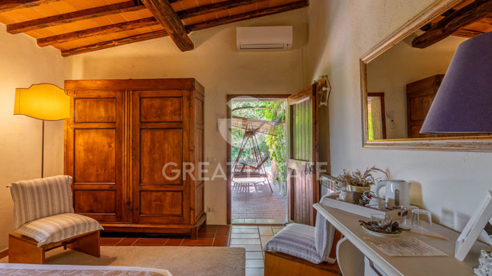 Image No.34-12 Bed Country House for sale