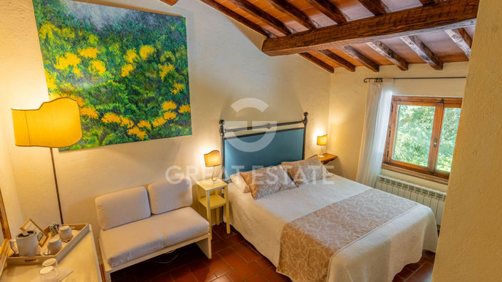 Image No.38-12 Bed Country House for sale