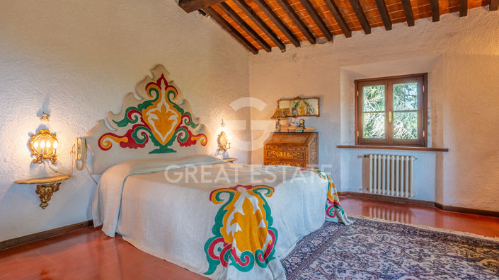 Image No.32-9 Bed Country House for sale