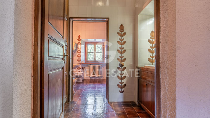 Image No.35-9 Bed Country House for sale