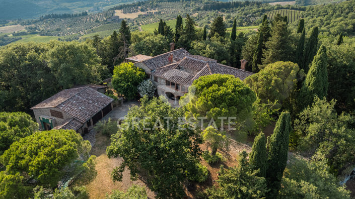 Image No.8-9 Bed Country House for sale