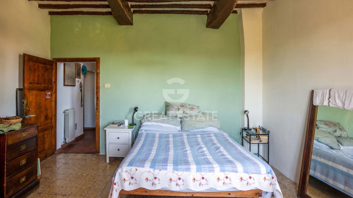 Image No.24-6 Bed Country House for sale