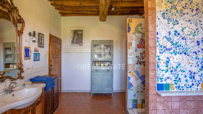 Image No.28-6 Bed Country House for sale