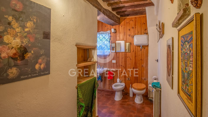 Image No.30-6 Bed Country House for sale