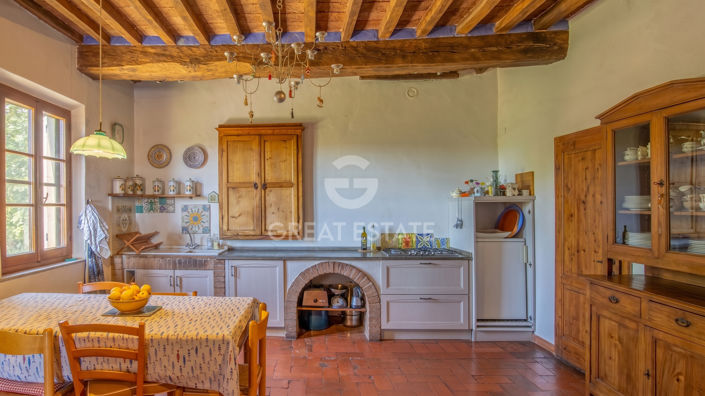 Image No.6-6 Bed Country House for sale