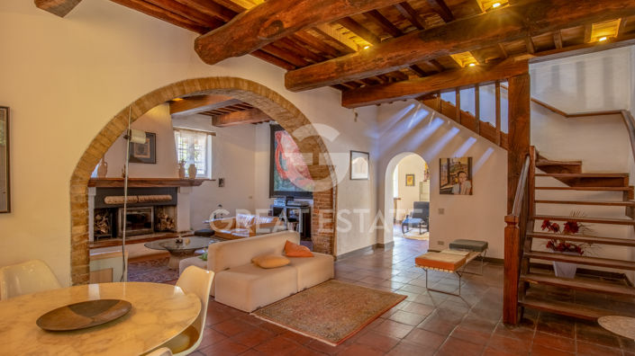 Image No.2-Maison de campagne de 7 chambres à vendre à Perugia