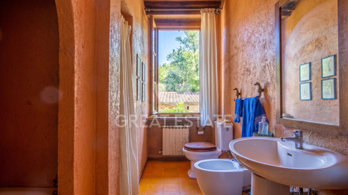 Image No.39-Maison de campagne de 7 chambres à vendre à Perugia