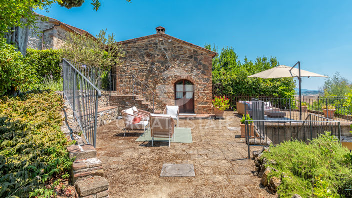 Image No.12-2 Bed Country House for sale