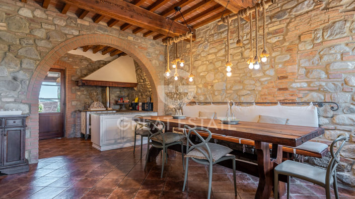 Image No.23-2 Bed Country House for sale