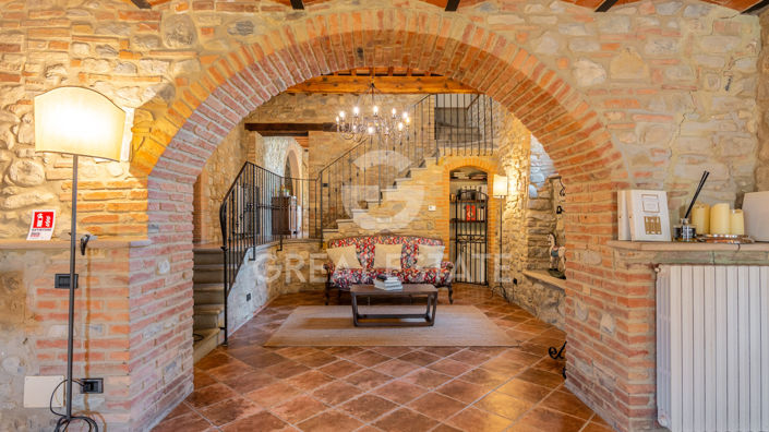 Image No.26-2 Bed Country House for sale