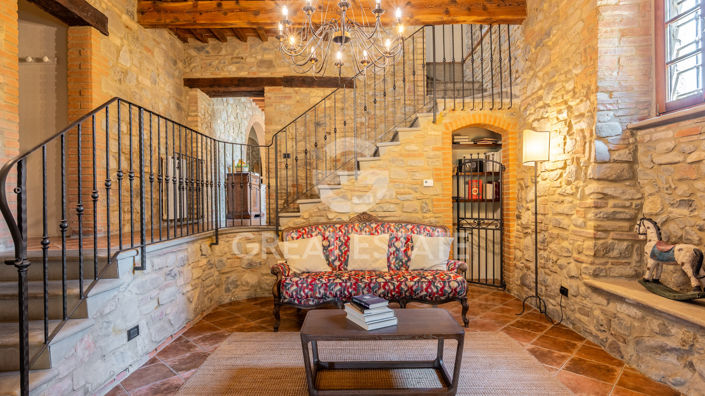Image No.27-2 Bed Country House for sale