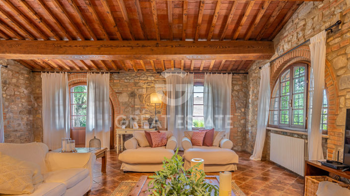 Image No.30-2 Bed Country House for sale