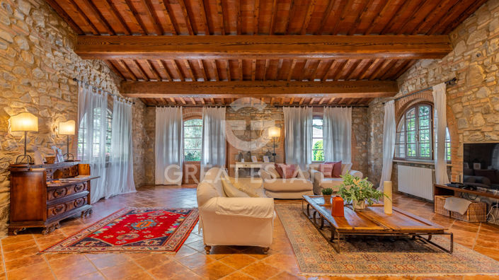 Image No.33-2 Bed Country House for sale