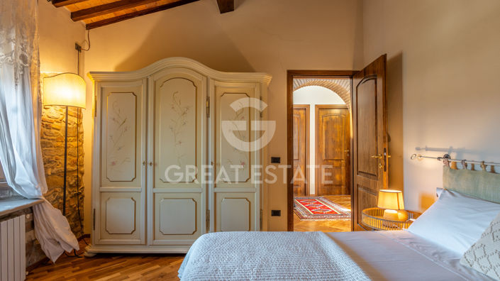 Image No.37-2 Bed Country House for sale