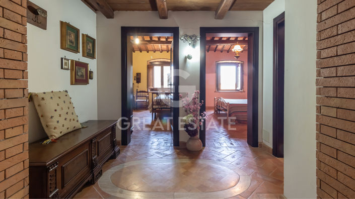 Image No.22-Maison de campagne de 8 chambres à vendre à Castèl Giorgio