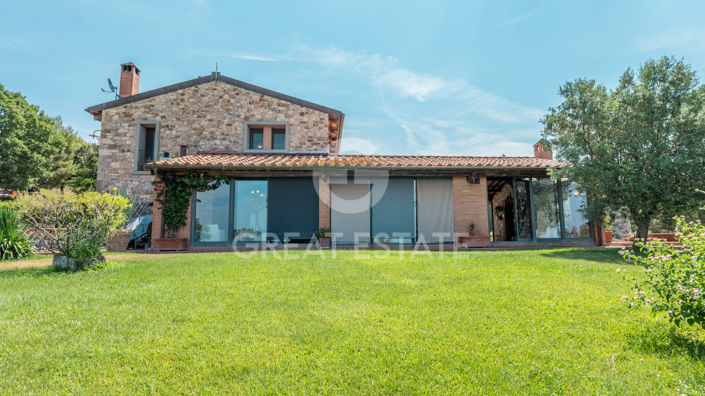Image No.13-6 Bed Country House for sale