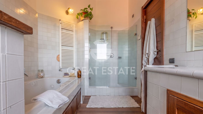 Image No.27-6 Bed Country House for sale