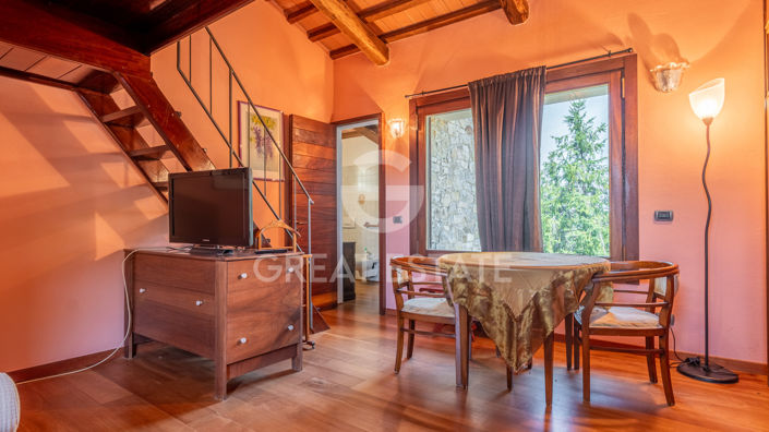 Image No.39-6 Bed Country House for sale